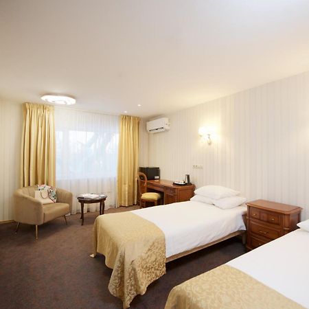 Villa Hotel Theresa Rakvere Ngoại thất bức ảnh