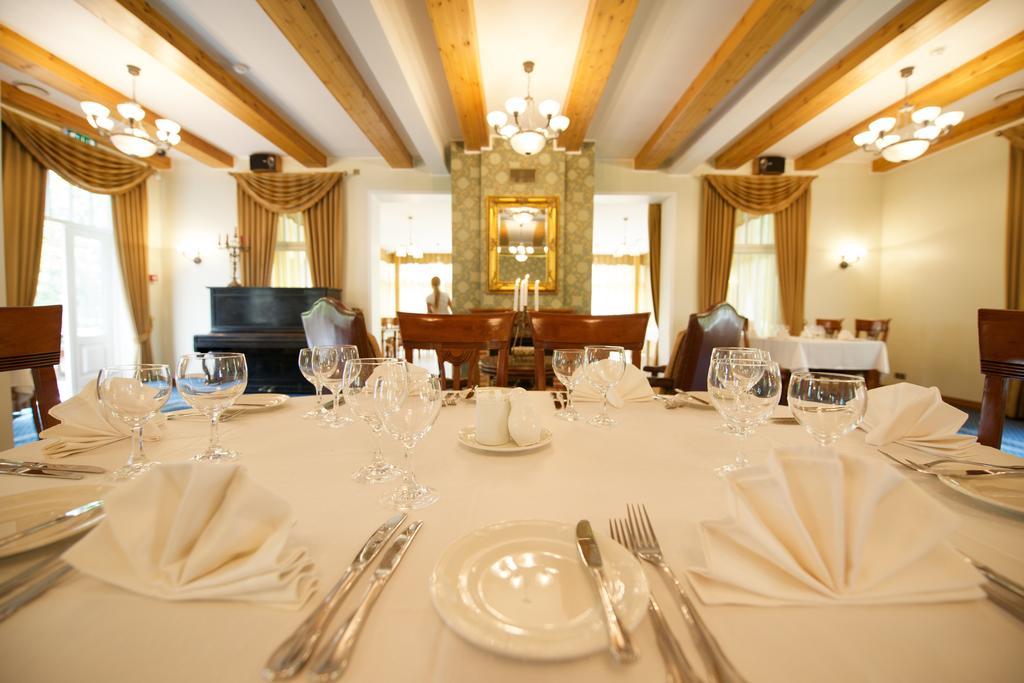 Villa Hotel Theresa Rakvere Ngoại thất bức ảnh