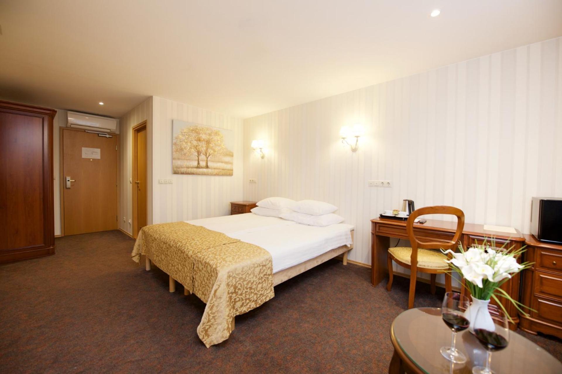 Villa Hotel Theresa Rakvere Ngoại thất bức ảnh