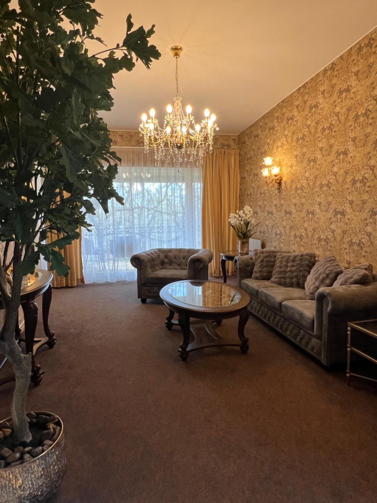 Villa Hotel Theresa Rakvere Ngoại thất bức ảnh